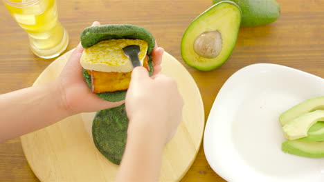 Arepas,-Venezuelan-dish-made-of-corn-flour