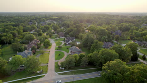 Flyover-beautiful-neighborhood-at-sunset-in-Town-and-Country-in-St
