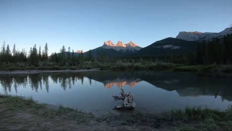 Aussichtspunkt-Drei-Schwestern-In-Der-Nähe-Von-Canmore-Alberta