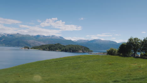 los majestuosos fiordos de noruega la vista desde la ventana del auto 4k video