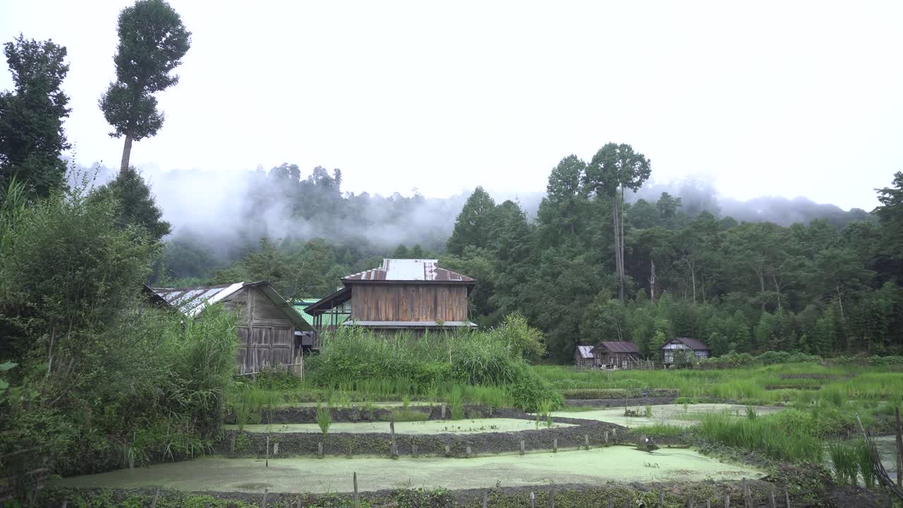 vista del paisaje del valle cero en arunachal pradesh, india