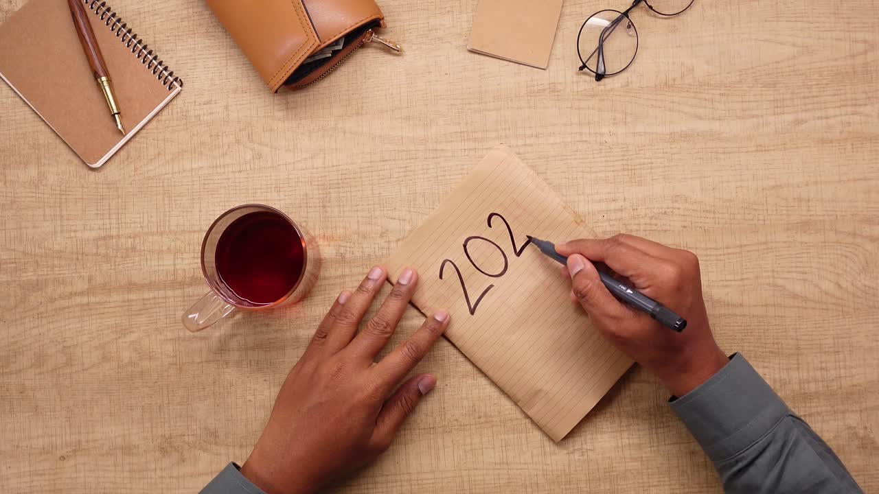 2026 schrijven in een notitieboek