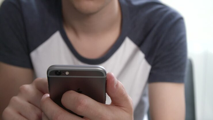 Scorrere sullo smartphone