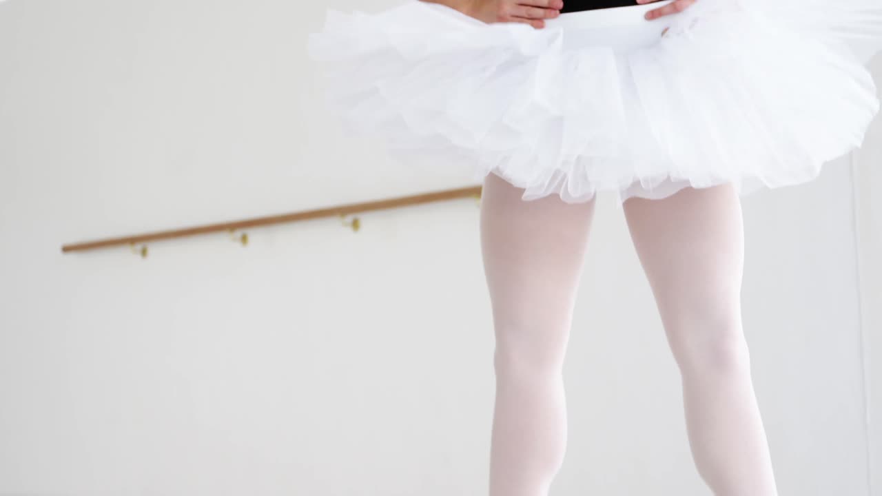 bailarina practicando danza de ballet