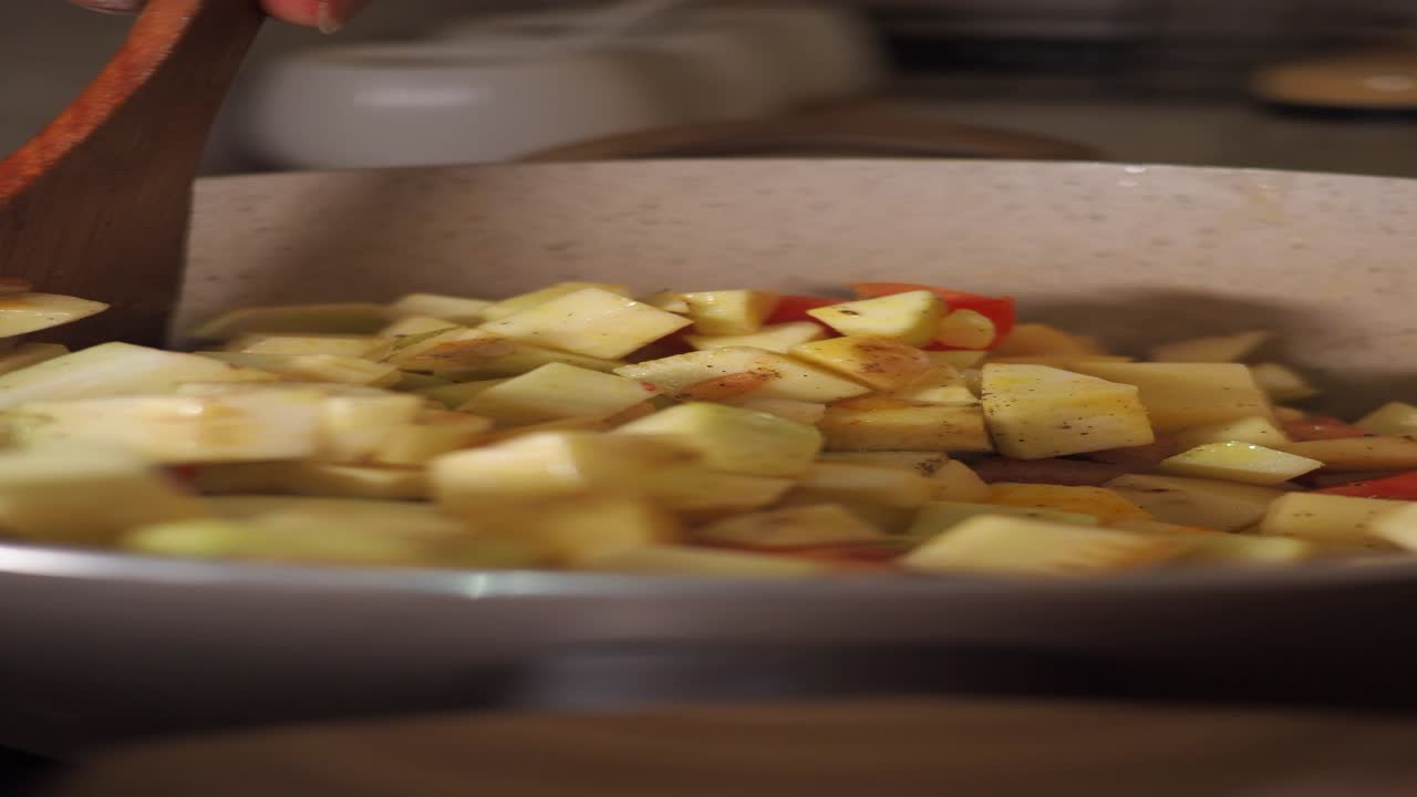 Cooking apples and tomatoes