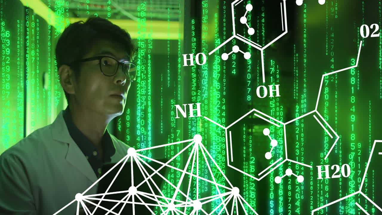 컴퓨터 서버에 의해 아시아 남성 it 기술자와의 데이터 처리 애니메이션