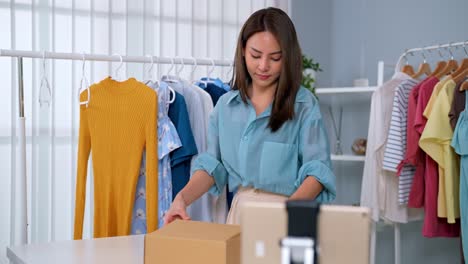 vender en las redes sociales, vender en línea, tienda en línea, venta en vivo, transmisión