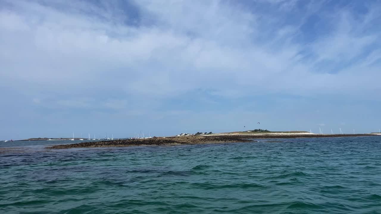 일 세인트 니콜라스 섬의 전망