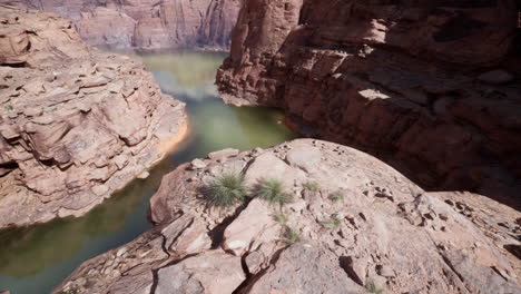 glen canyon dam and colorado river viewpoint