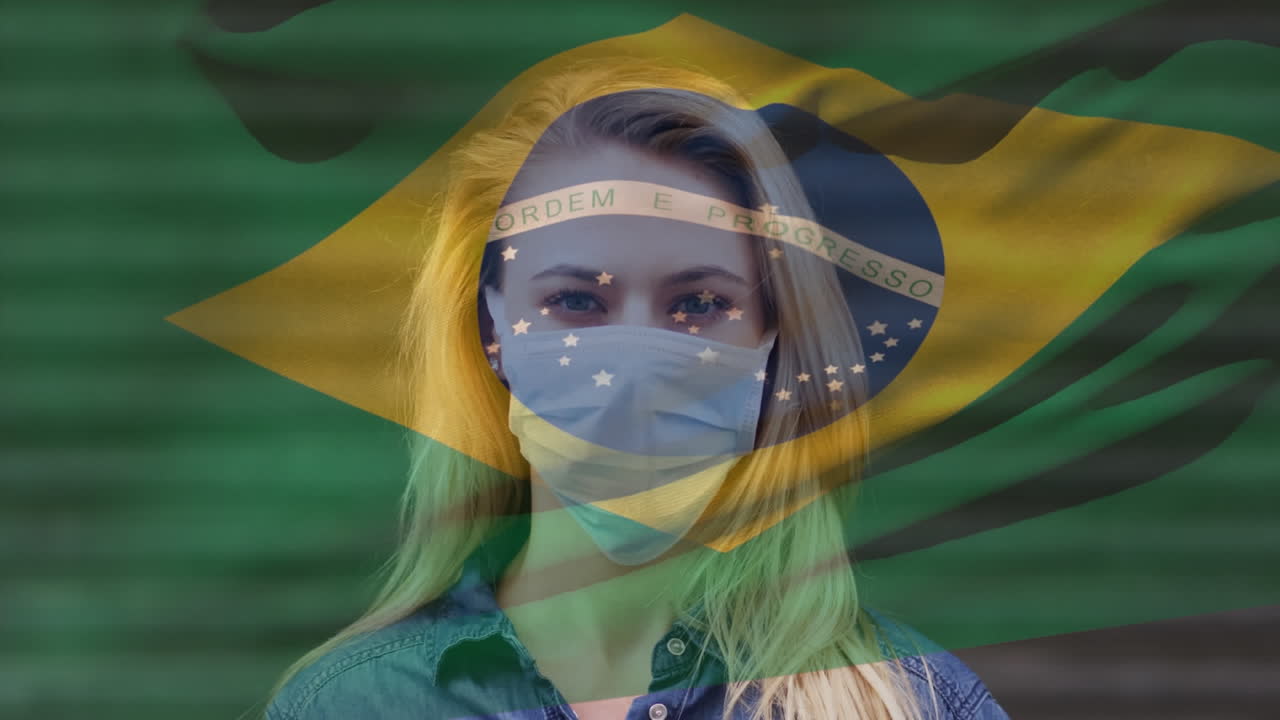 animación de la bandera de brasil ondeando sobre una mujer caucásica con máscara facial en la calle de la ciudad