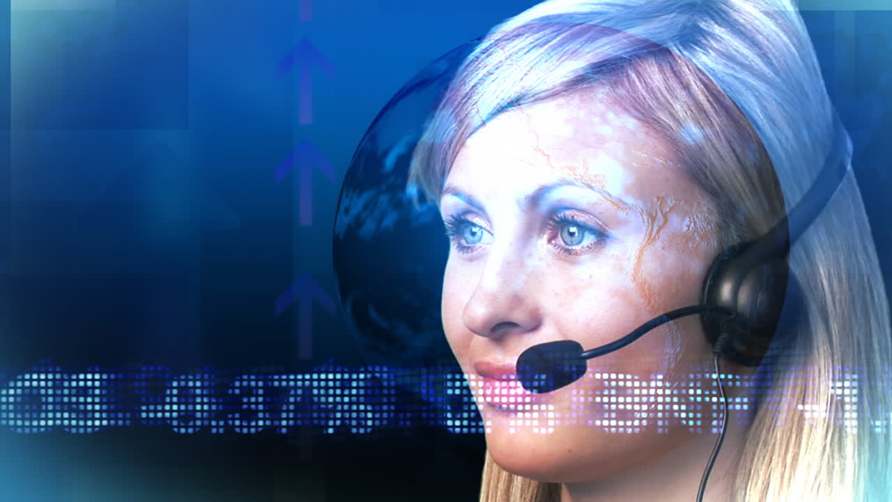 молодая профессиональная женщина по телефону.