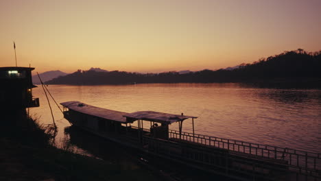 sunset river cruise