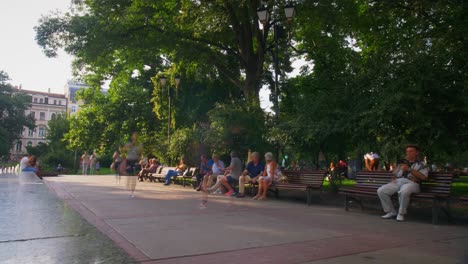 lapso de tiempo de bancos de parque