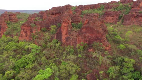 red mountains in jalapao state park