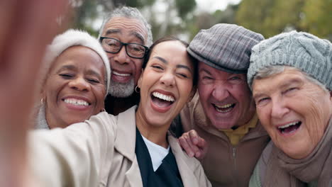 Caregiver,-old-people-and-selfie