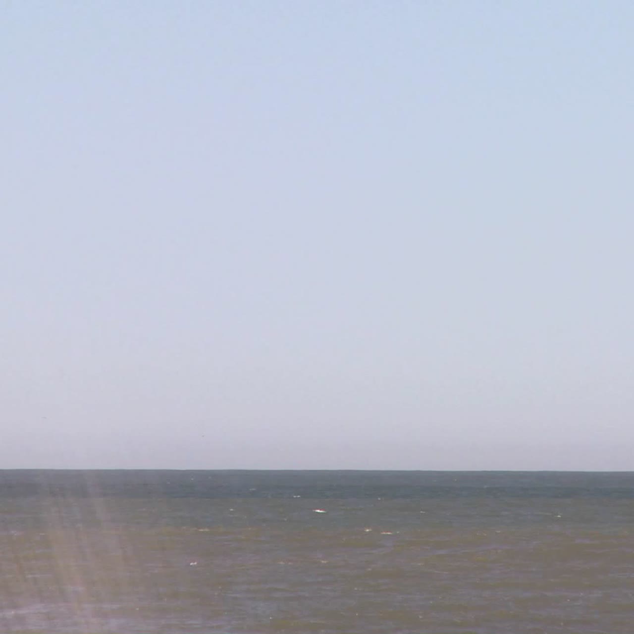 높은 바다를 항해하는 키 큰 마스터 스쿠너 2