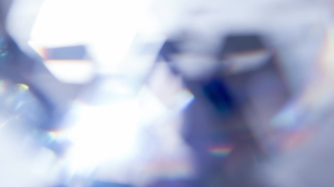 다이아몬드 반이는 신비하게 반인다