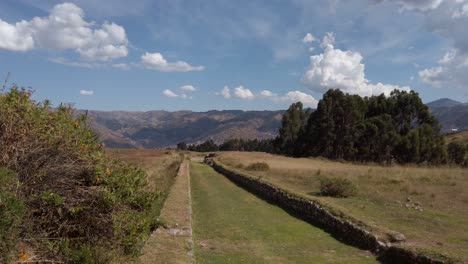 Panorama-Of-Landscape-Around-Old-Incan-Road-In-Cusco,-Peru