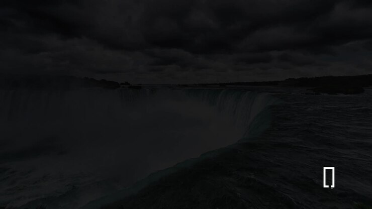 Cascate del Niagara di notte