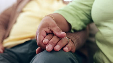 teniendo las manos, apoyo y un par de primer plano