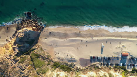 Bird's-eye-view-of-Point-Dume-state-beach-in-Malibu,-California