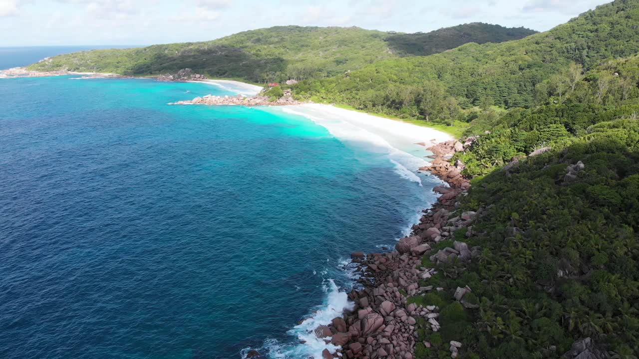 donde la tierra se encuentra con el mar