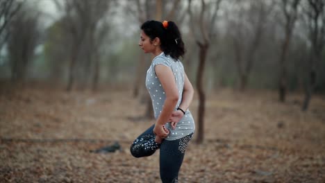 young womans doing yoga, yoga person balancing