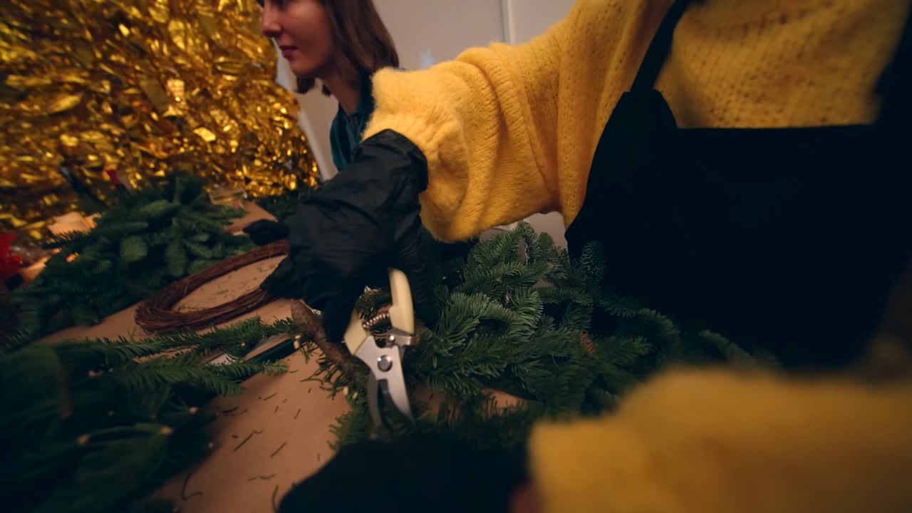 hacer coronas de navidad