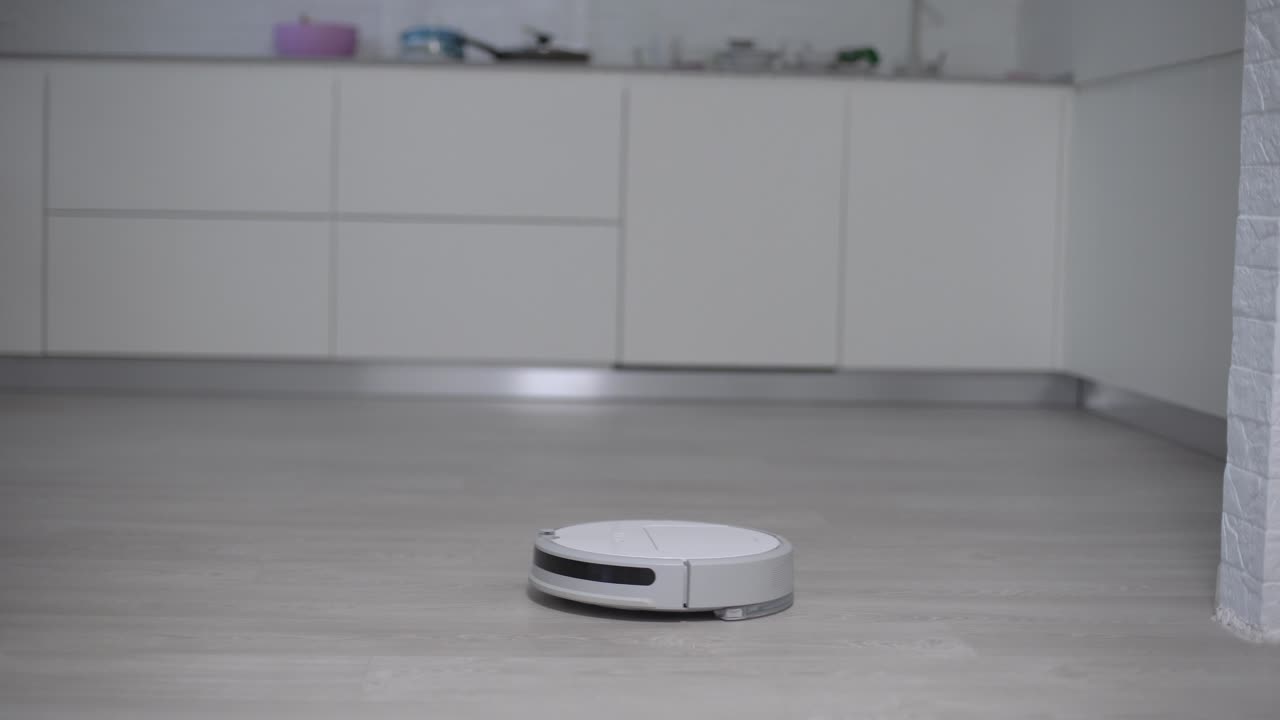 tecnología de videoconferencia en la cocina para videollamadas con colegas en el hogar y en las oficinas