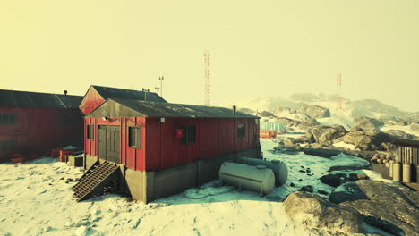 antarctic bases in the antarctic peninsula