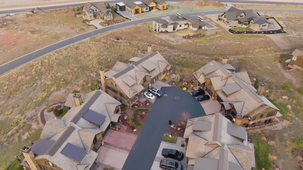 cabina de diseño personalizado de lujo en la ciudad de heber, utah.