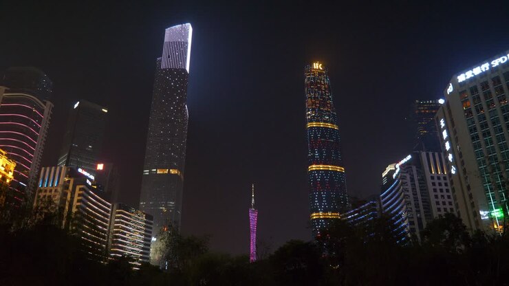 hora da noite guangzhou cidade centro famoso megatalls edifícios panorama 4k
