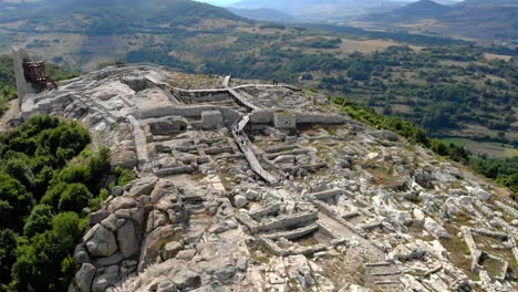 vista aérea de la antigua ciudad tracia de perperikon