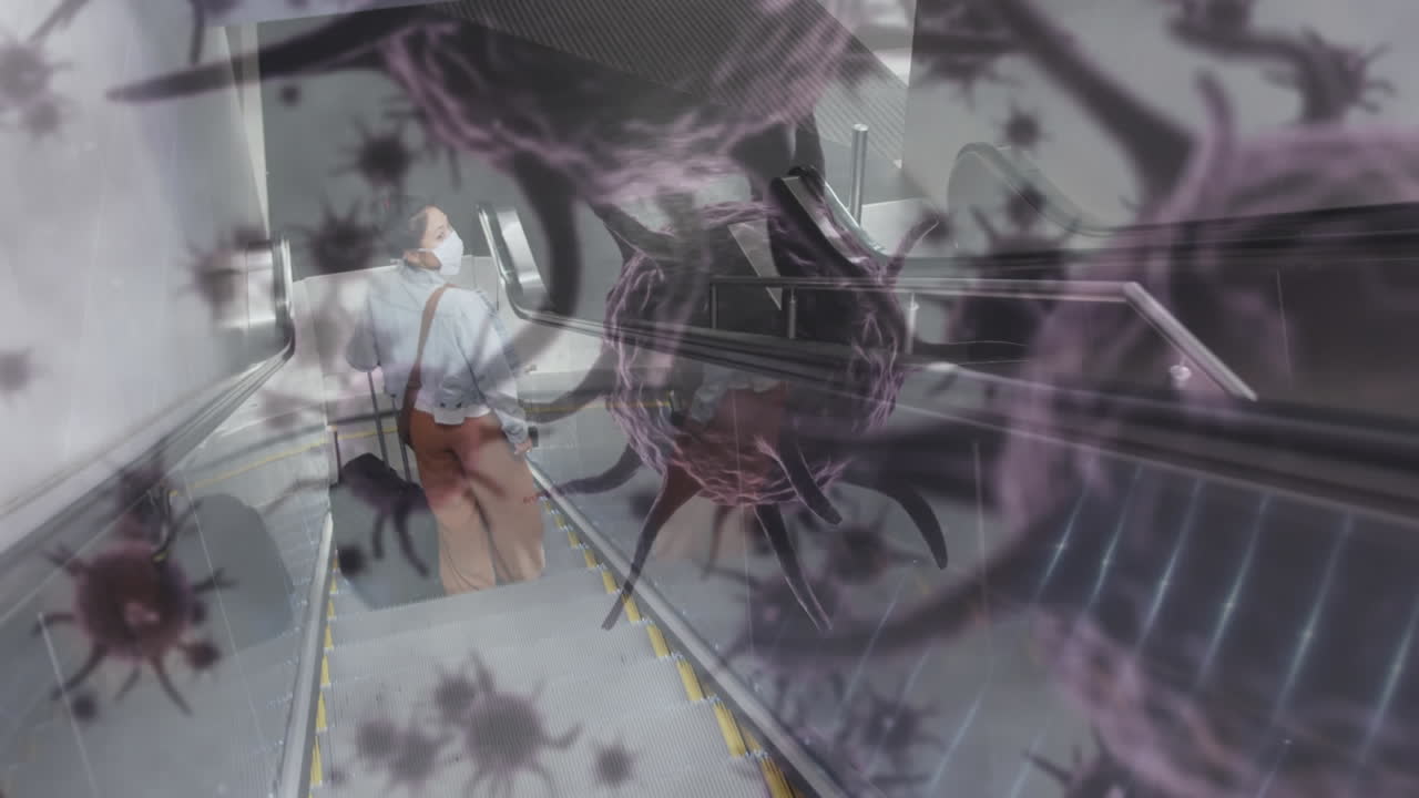 animación de células macro coronavirus covid-19 que se propagan sobre una mujer en una escalera mecánica