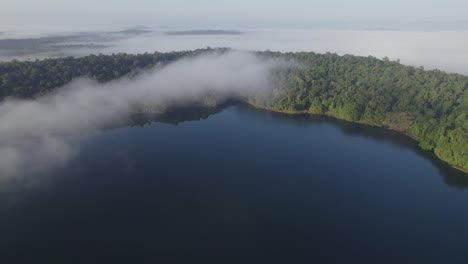 Aerial-View-Of-Freshwater-Lake-Barrine-In-Atherton-Tableland,-Far-North-Queensland,-Australia---drone-shot