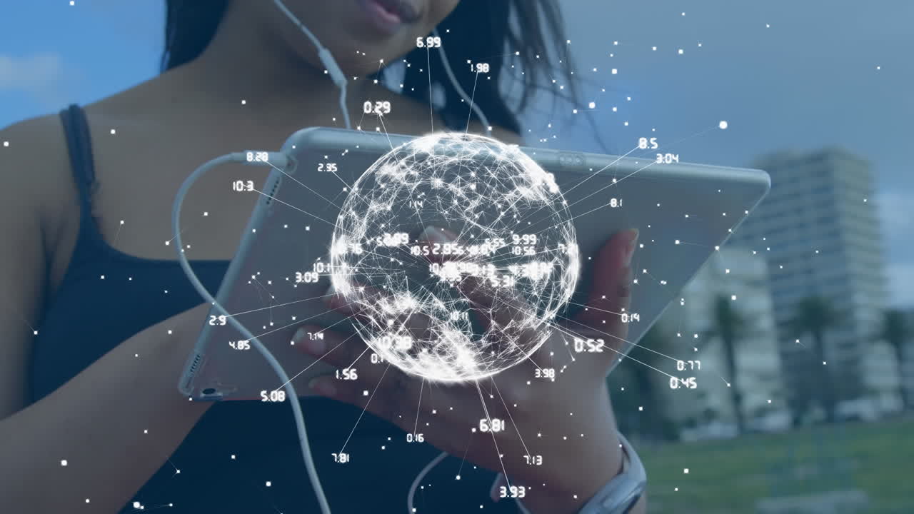 태블릿을 사용하는 여성에 대한 연결 네트워크 데이터 처리와 함께 지구의 애니메이션