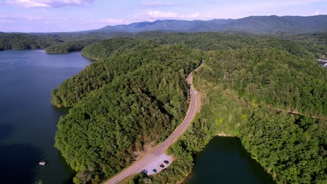 South-Holston-Lake-Shoreline-in-East-Tennessee-not-for-from-Bristol,-Kingsport-and-Johnson-City