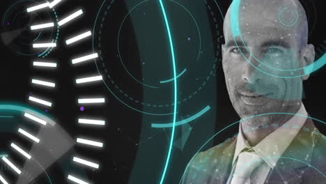 texto de 5g sobre telescopios contra el hombre sonriendo