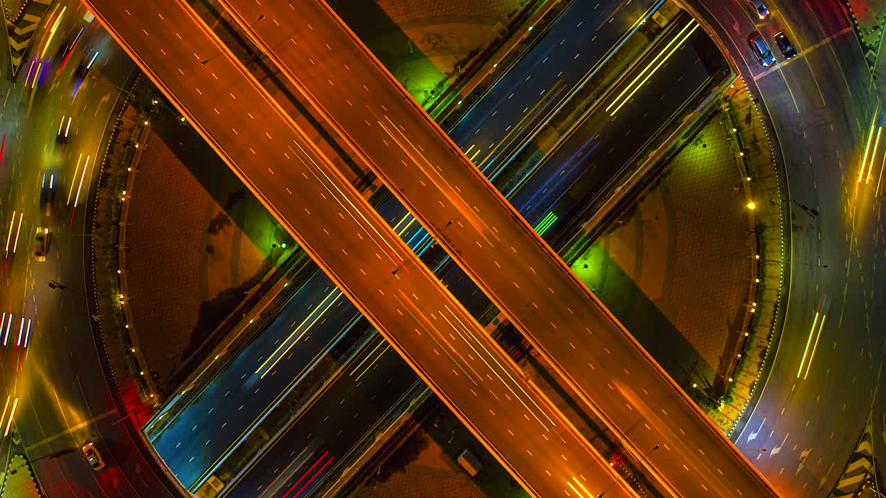 4k, lapso de tiempo la carretera en círculo y autopista, autopista y autopista y intersección