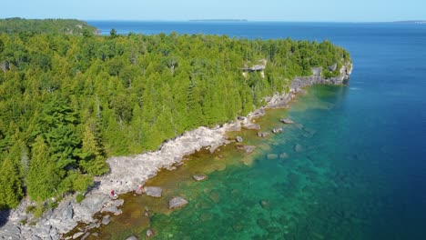 People-At-Flowerpot-Island-In-Bruce-Peninsula,-Ontario,-Canada