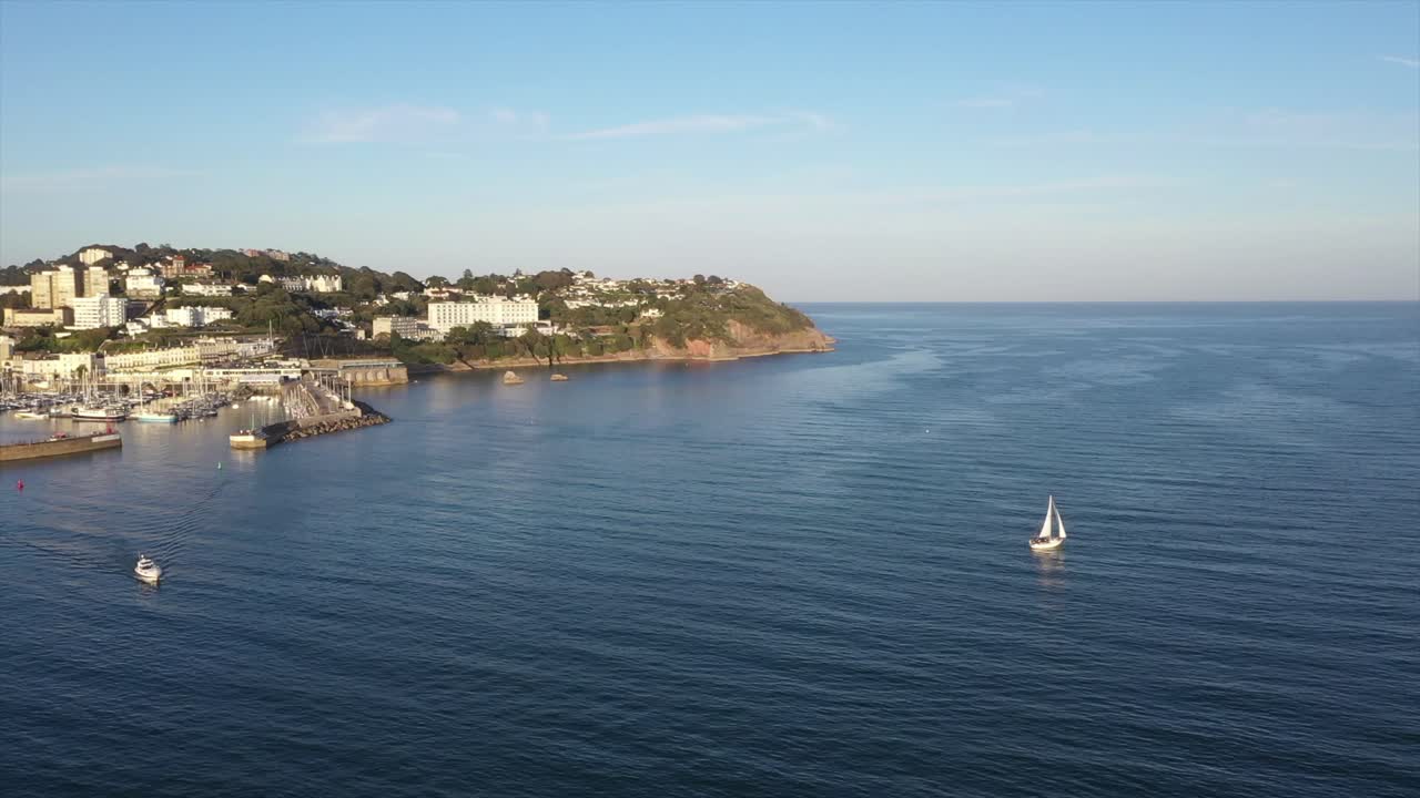 torquay lento pan puerto marina devon reino unido