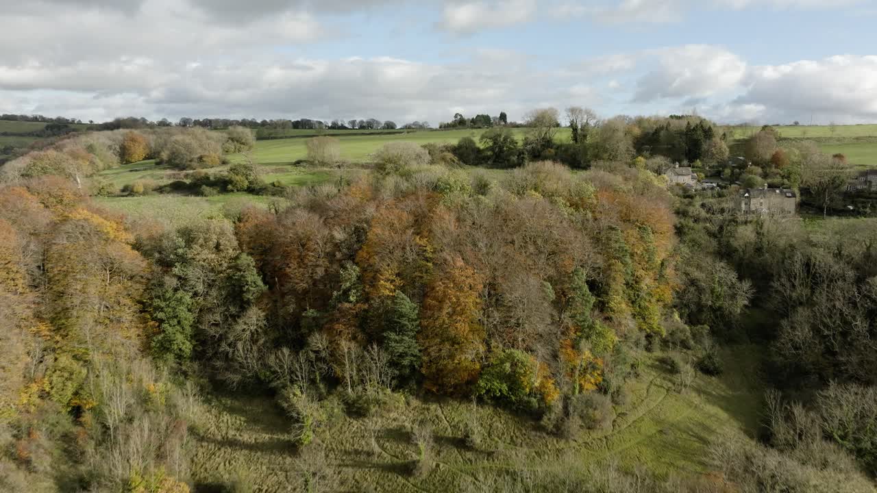 cotswolds otoño colina campo stroud inglaterra rural paisaje aéreo árboles