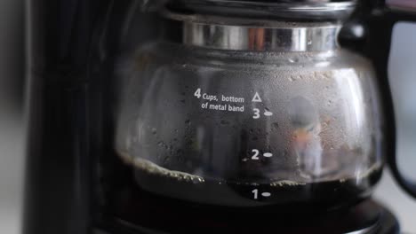 cafetera para calentar el café