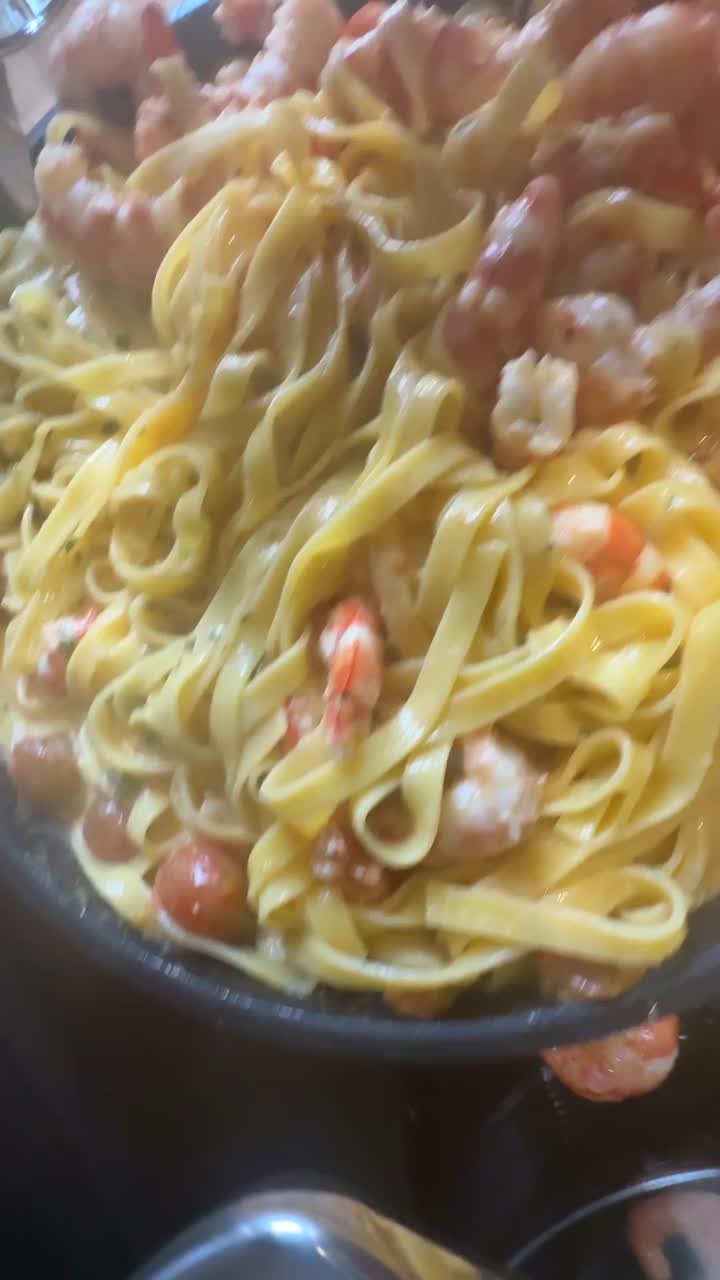 Shrimp and Pasta in a Pan