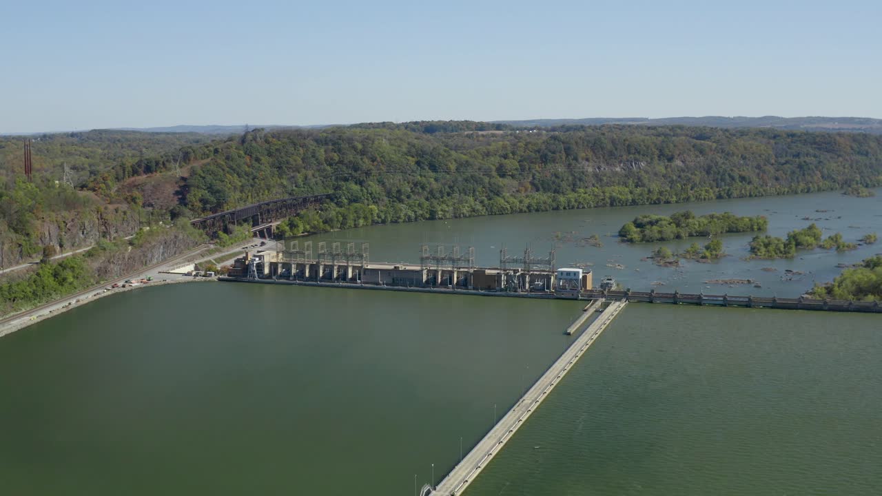 presa hidroeléctrica en el río susquehanna aérea