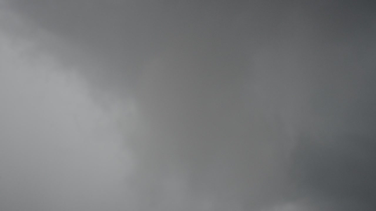 Nuvole nel cielo. Ripresa di nuvole
