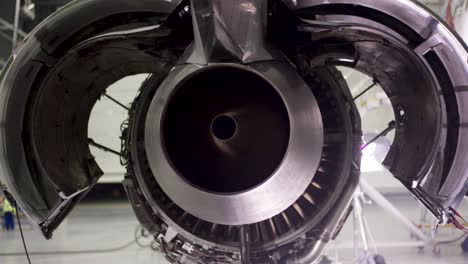 airplane engine maintenance