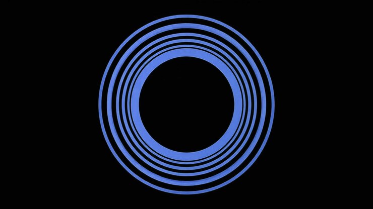 Abstract Animation of Blue Line Forming Concentric Circles
