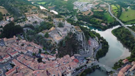 Encima-De-La-Ciudadela-De-Sisteron-En-Francia