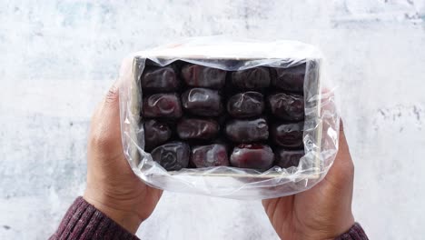 dates in a box